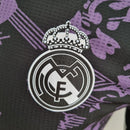 Camisa Real Madrid Clássico 22/23 Jogador Adidas Masculina - Preta e Roxa - MAJESTO BR