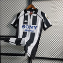 Camisa Retrô Juventus I Kappa 1997/98 Masculino Preto e Branco - MAJESTO BR