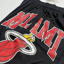Shorts NBA Miami Heat 23/24 Casual - Nike - Vermelho - Branco - Preto - MAJESTO BR