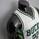 Camisa Regata NBA Milwaukee Bucks Branca - Nike - Masculina - MAJESTO BR