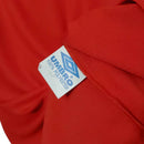 Camisa Manchester United Retrô 1998/1999 Vermelha - Umbro - MAJESTO BR